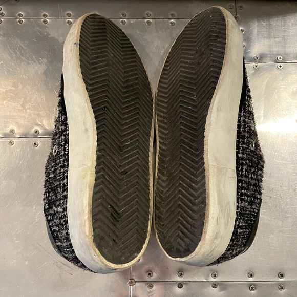 Golden Goose Sneakers - Picture 5 of 7